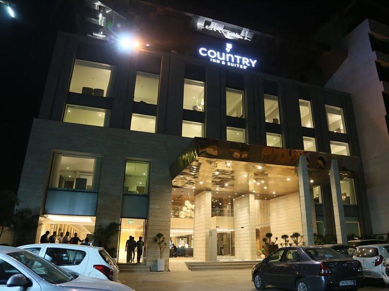 Country Inn & Suites By Radisson Chandigarh Zirakpur Bagian luar foto